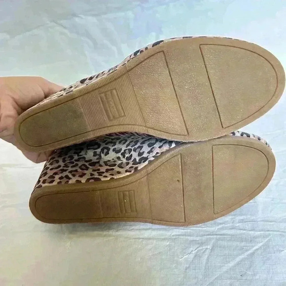 Toms Women's Kelsy Boots Size 9 Wedge Heel Chelsea Pull On Leopard Brown Suede - Picture 8 of 8